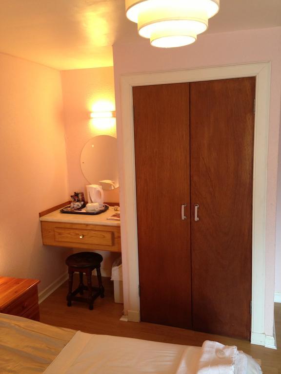 The White Swan Hotel Duns Room photo